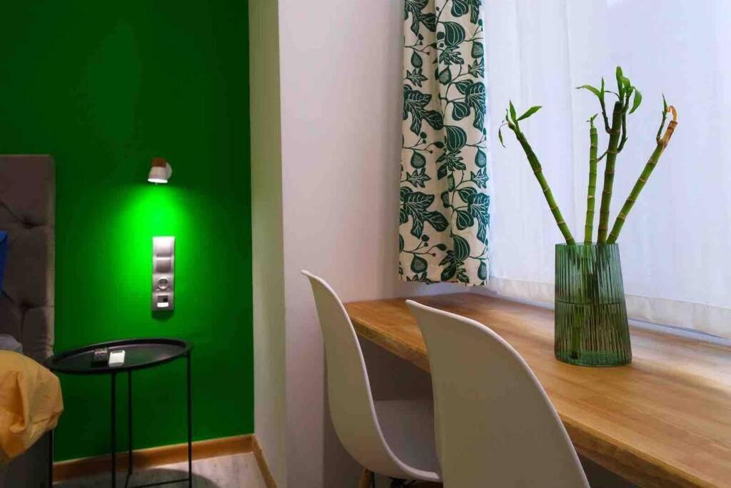 Casa Verde Di Giorgio 10 Mins Walk From Piraeus Port Zewnętrze zdjęcie