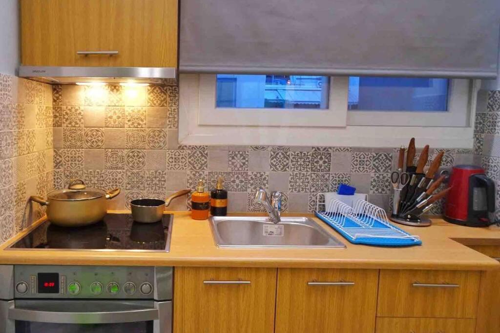 Casa Verde Di Giorgio 10 Mins Walk From Piraeus Port Zewnętrze zdjęcie