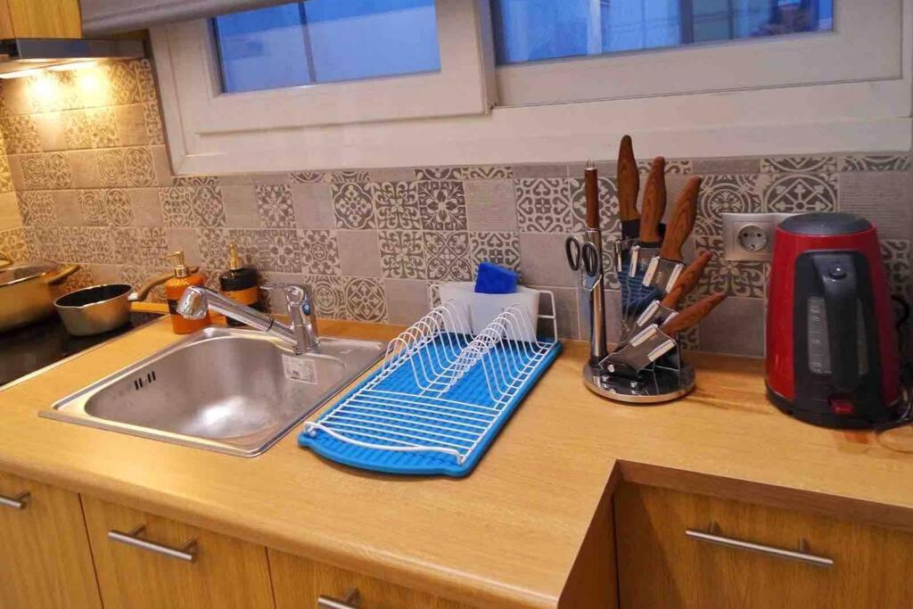 Casa Verde Di Giorgio 10 Mins Walk From Piraeus Port Zewnętrze zdjęcie